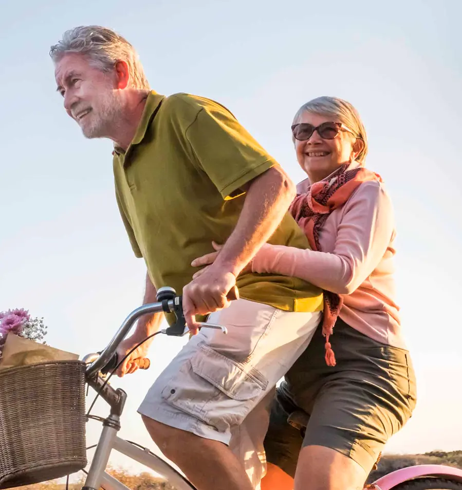 over-50-life-insurance/seniors-image2.png